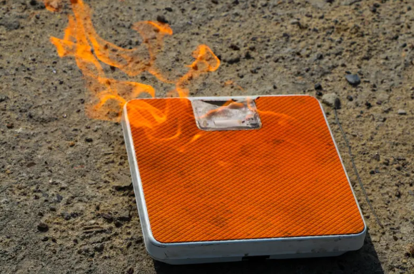 阻燃性能检测在纺织品行业的标准与要求