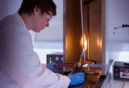 实验室热学性能分析流程全解析