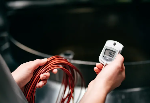 材料热学性能在线监测的可行方案